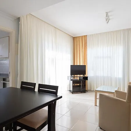Tisaya Golf Apartamento